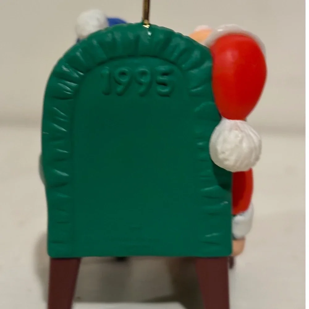 Hallmark Keepsake Ornament 1995 Dream On Santa Claus Sleeping QX6007 Vintage NIB